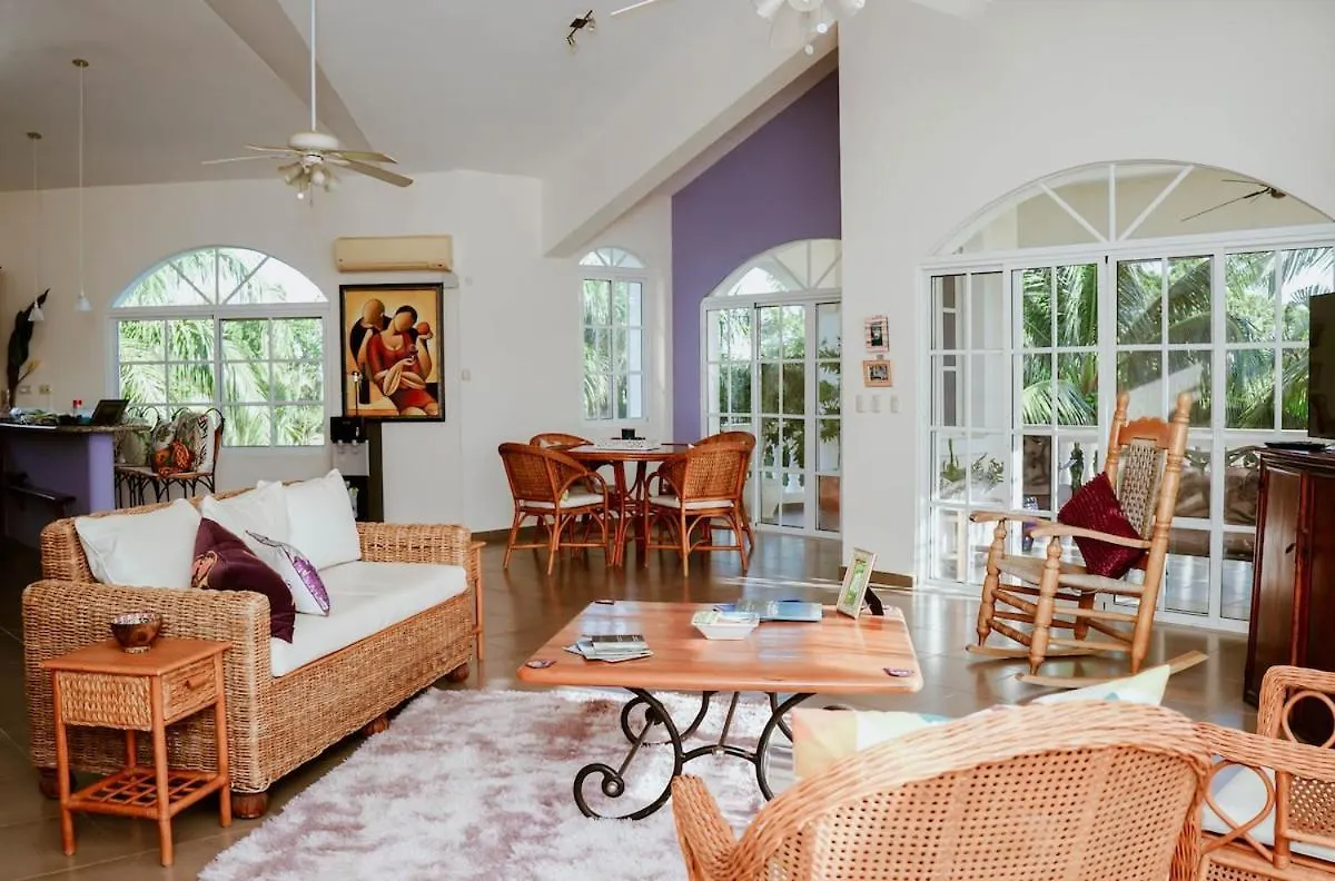 Villa Esmeralda Peaceful 4Bd Ba Beach Home With Pool In Playa Laguna ile iletişim