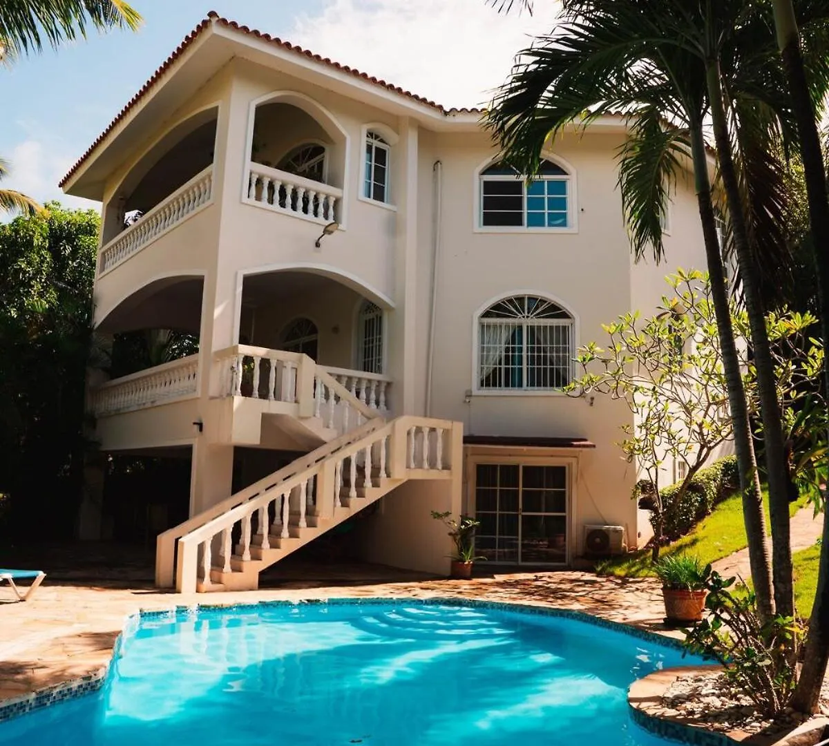 Villa Esmeralda Peaceful 4Bd Ba Beach Home With Pool In Playa Laguna Sosúa